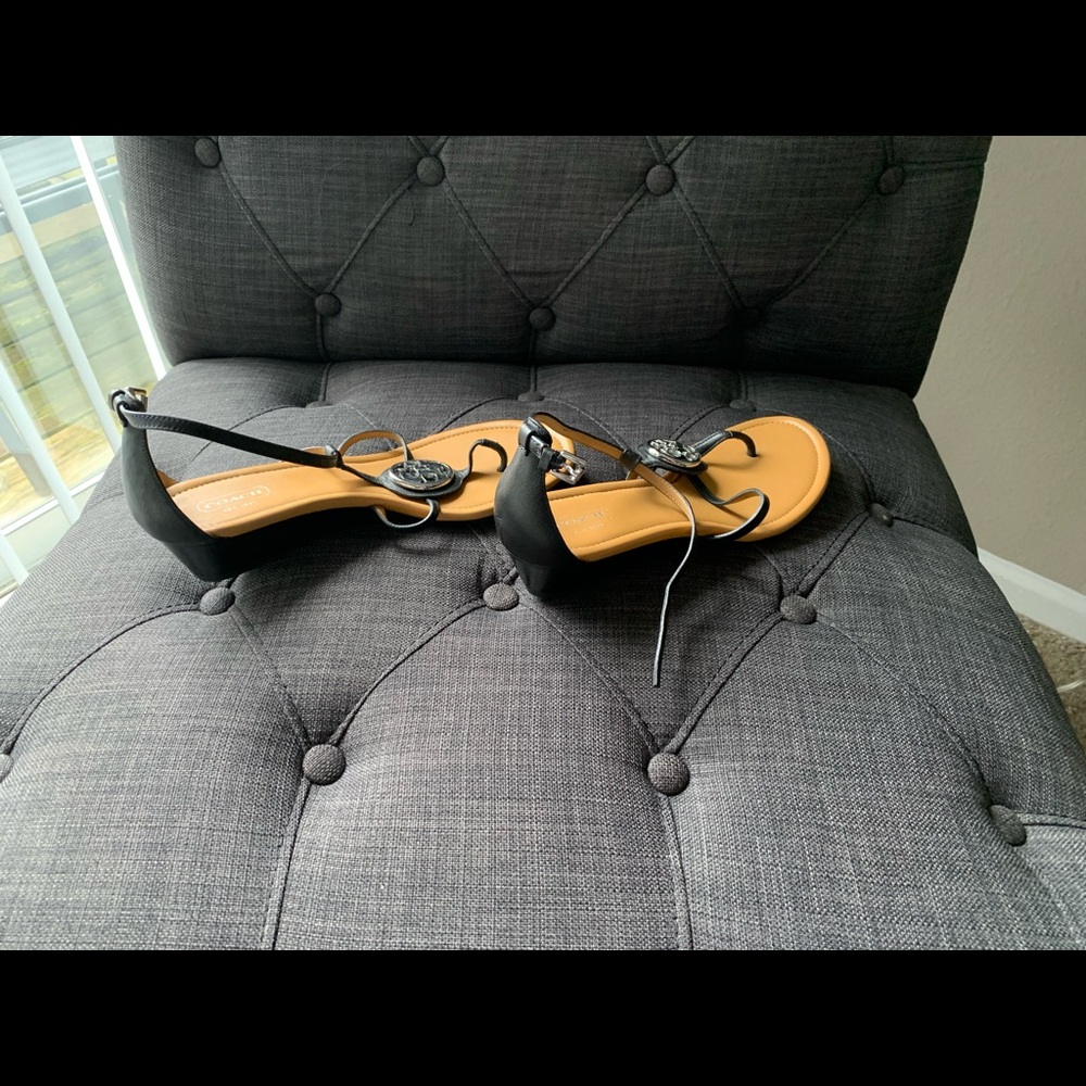 Authentic Coach sandals - Picture 3 of 4